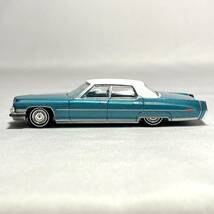 1/64 Greenlight ★ 1973 CADILLAC SEDAN DEVILLE ★ グリーンライト CALIFORNIA LOW RIDERS ルース_画像5