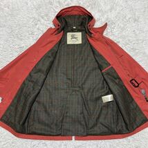 バーバリー【現行！！XLサイズ！超希少】BURBERRY トレンチコート モッズコート レッド 赤 フード 裏地 ツイード ノバチェック ベルト付き_画像5