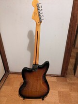 【美品】Squier by Fender Vintage Modified JAGUAR Sunburst フェンダー スクワイヤー ジャガー ギター_画像2