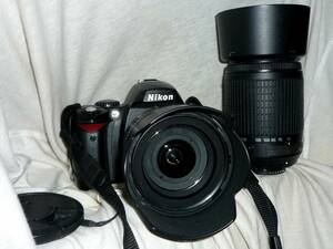 Nikon D40X (バッテリー・AF-S DX 18－70mm1:3.5－4.5G、55-200ｍｍ1：4.5-5.6G VR付)動作品