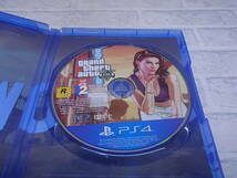 △F/629●ロックスター ROCKSTAR GAMES☆グランド・セフト・オートV grand theft auto V☆プレステ4(PS4)用ソフト☆中古品_画像4