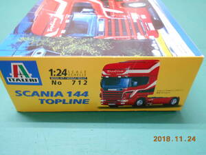 イタレリ 712 スカニア　530　トップライン　1/24 SCANIA 144 TOP LINE 仕上がり　24.7ｃｍ