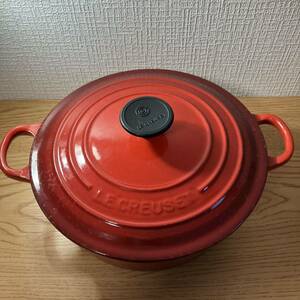 11-255 LE CREUSET ルクルーゼ 両手鍋 鍋 キッチン用品 チェリーレッド フランス ホーロー鍋 ビュッフェ キャセロール 鋳物 20cm