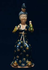 中国美術 古玩 唐代 唐三彩 美人俑 婦人俑 楽人俑 人形 陶俑 明器 発掘 出土品 インテリア 置物 高さ46cm
