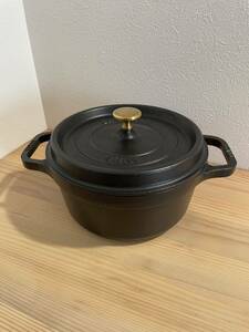 【STAUB 】ストウブ ピコ・ココット ラウンド 22cm ブラック