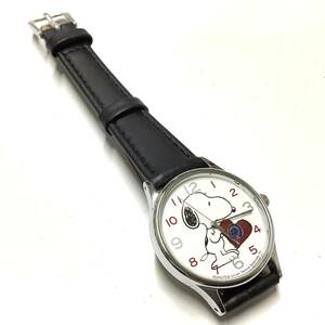 [ ultra rare! retro, operation middle * Belt have been exchanged. .] Citizen CITIZEN Peanuts Snoopy . company .. wristwatch character watch 