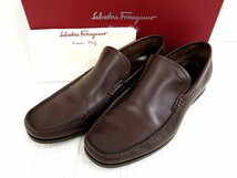 ◆超美品◆Salvatore Ferragamo フェラガモ◆メンズ◆カーフ レザー 本革◆ドライビング シューズ ローファー◆茶色 ◆7.5 EE◆A3000_画像1