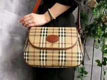 ●超美品●BURBERRY バーバリー●ノバチェック●ロゴ型押し●PVC カーフ レザー 本革●フラップ ショルダー バッグ●ベージュ●B5●Js41541_画像1