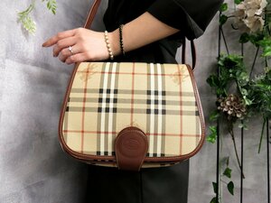 ●超美品●BURBERRY バーバリー●ノバチェック●ロゴ型押し●PVC カーフ レザー 本革●ショルダー バッグ●ベージュ ブラウン●Js41809