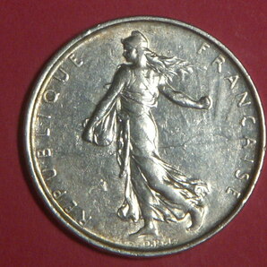 本物銀貨 フランス ５フラン銀貨 1960年鋳造 黒ケースなし 大人気 希少品の画像2