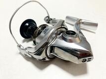 SHIMANO シマノ 19STRADIC ストラディックC2000HGS本体 中古美品_画像3