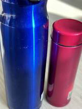 YR5)水筒 ステンレスボトル スポーツボトル タイガー　THERMOS 魔法瓶　サーモス 青　ブルー　ピンク　濃いピンク　２個セット_画像9