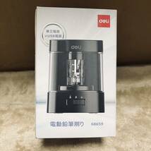 電動鉛筆削り 電動シャープナー 人気 6-8mm鉛筆 乾電池/USB 2A電源供給 デッサン 小学生 色鉛筆 美術 (ブラック)_画像8