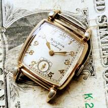 #2810【１円スタート】メンズ 腕時計 ブローバ BULOVA 金張り 不動品 アンティーク ヴィンテージ 機械式 手巻き ゴールドF 1951年 21石_画像2