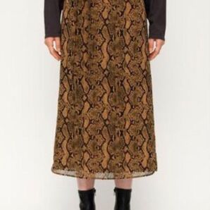 ●新品 スライ パイソン柄 ラップスカート サイズ1
