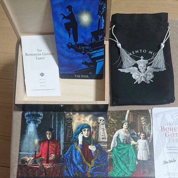 版元完売！The Bohemian Gothic Tarot Limited Edition