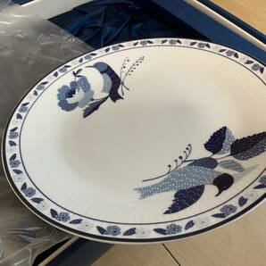  YUKIKO HANAI ベリーセット 大皿 小皿セット 鳥 お花 ブルー 中古未使用の画像4