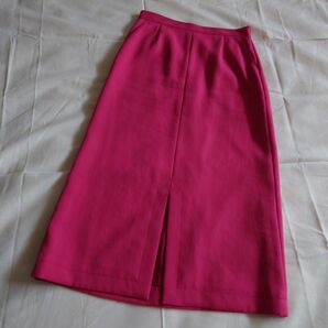 【UNTITLED】ショッキングピンク ロングタイトスカート