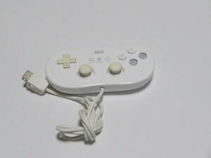 C051【即日配送 送料無料 動作確認済】Wii クラシックコントローラ　 RVL-005 白 クラシックコントローラ