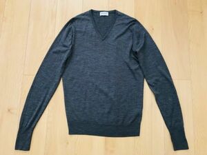 【美品】JOHNSMEDLEY★Vネックハイゲージニット★チャコールグレー★S★英製