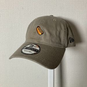 NEW ERA ニューエラ ホットドッグ刺繍キャップ 9TWENTY ベースボールキャップ ベージュ メンズ レディース ユニセックス