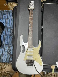 Ibanez JEM Jr. white Steve Vai