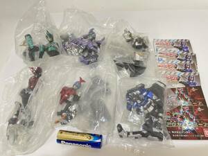 仮面ライダーカブト アクションポーズ 6種 ザビー サソード ガタックマスクド キックホッパー ガシャポン Gashapon Masked Rider Kabuto HG