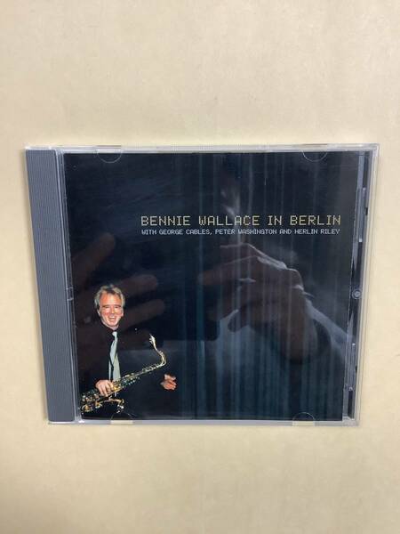 送料無料 廃盤 BENNIE WALLACE with GEORGE CABLES, PETER WASHINGTON & HERLIN RILEY「IN BERLIN」ライヴ全7曲 国内盤