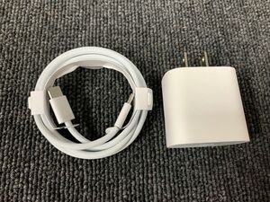 iPhone15,15Pro用 高速充電器 1mタイプC - Cケーブル付