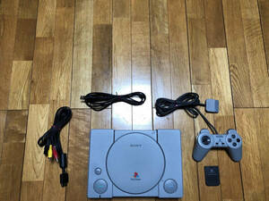 初代 PlayStation　プレイステーション PS1 プレステ1 SCPH-7000　本体　SONY/ソニー 製造 : S SENMAYA