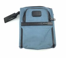 美品 TUMI/トゥミ ショルダーバッグ 肩掛けバッグ 斜めかけ ブルー 収納多数 軽量 小型BAG バッグ 鞄　HOe0085-E_画像3