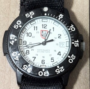 ルミノックス LUMINOX Series　3000 3900 V3　ホワイト文字盤　稼働品です