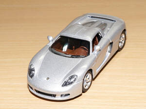 1/36 ポルシェ Porsche カレラGT Carrera GT キンスマート KiNSMART ダイキャストミニカー 箱なし 送料無料