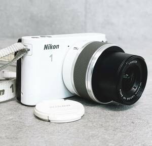 ニコン J1 ミラーレス一眼 デジタルカメラ ホワイト 純正ストラップ付き（NIKKOR 10-30㎜ 1：3.5-5.6 VR Φ40.5）