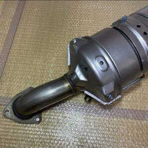 未使用 ハイエース 純正 KDH201 触媒 DPF 17410-30330 ガスケット付きの画像2