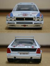 ■中古 ランチャ デルタS4 イタリア製 SCALA1/24 LANCHA DELTAS4 MARTINI ミニカー 当時物 スーパーカー ラリー_画像5