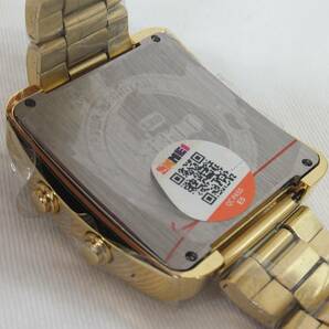 【未使用動作品】★紙タグ付 SKMEI デジタル ウォッチ 腕時計 1369 スクェアケース ゴールドカラーの画像2