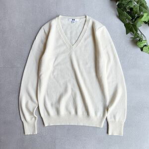 UNIQLO ユニクロ　カシミヤ100% 長袖 Ｖネックニット　セーター　アイボリー　レディースS