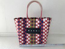 ■ マルニ MARNI トートバッグ - ポリプロピレン×ビニール レッド×ダークネイビー×マルチ バッグ　保存袋付き_画像2