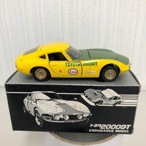 トヨタ2000GT トミカダンディ 1/43