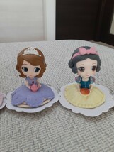 美品　ディズニープリンセス　ジャスミン　オーロラ姫　ソフィア　白雪姫　ベル　ミルキーカラー　フィギュア Qposket 5個セット　正規品_画像3