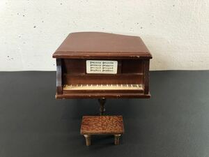 木製 ピアノ型　アクセサリーボックス　オルゴール付き