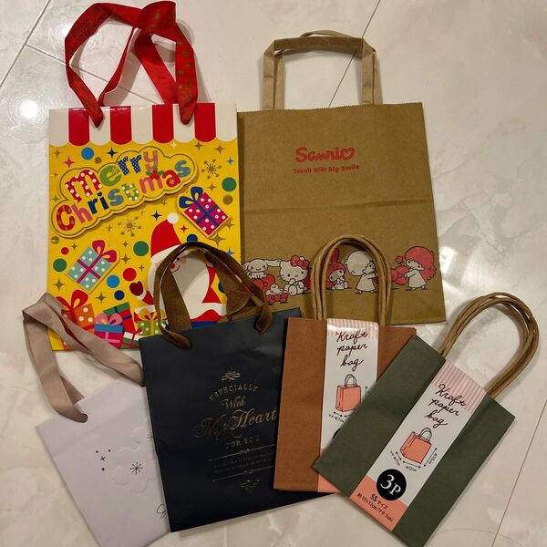 ☆ラッピング用品☆ クリスマス 紙袋まとめ デザインペーパー 紙袋 クリスマス用プレゼント袋 6種セット 紙袋 キッズ小分け袋