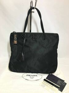 【美品 】 プラダ ロゴプレート ギャランティカード付き トートバッグ ハンドバッグ 鍵付き PRADA 