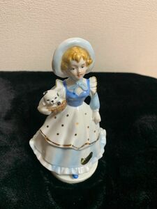 昭和レトロ　加藤工芸　 陶器人形オルゴール(野ばら)