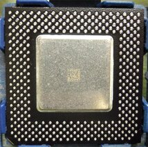インテル(INTEL)　CPU　Celeron 500MHz Socket370 SL3FY　MALAY　ジャンク品_画像1