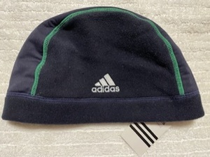 新品★アディダス★フリース帽子★メンズフリー・57～60cm★紺・黒×グリーンライン★白マーク刺繍★adidas 