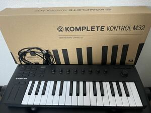 Native Instruments ( ネイティブインストゥルメンツ )KOMPLETE KONTROL M32 MIDIキーボード