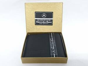 【新品】Mercedes-Benz メルセデス・ベンツ 二つ折り財布/コンパクトウォレット/ブラック/箱付/装飾小物/PVC/約8.8×10×1.6cm/06KO110902