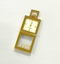 ☆電池交換済み 良品　MIKIMOTO　ミキモト　7P パール 付き　ペンダントウォッチ　ネックレス　スクエア 型　ゴールドカラー　箱 付き　_画像2